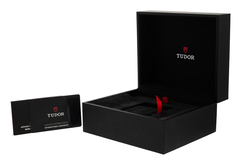 Tudor Black Bay Pro M79470-0001 Image 4
